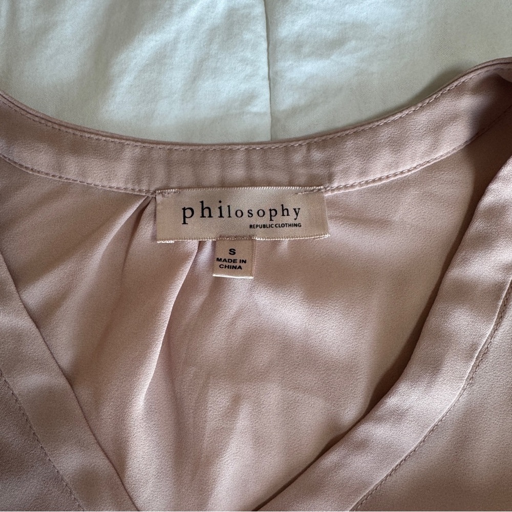 Philosophy Blush Pink Flutter Sleeve V Neck Blouse Small - Picture 4 of 7